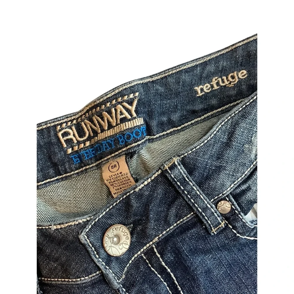 Refuge Runway Everyday Boot Denim‎ Jeans Size 8R Distressed